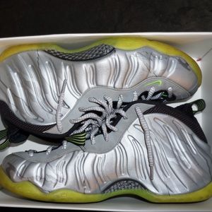 Nike Foamposites lime green silver and black